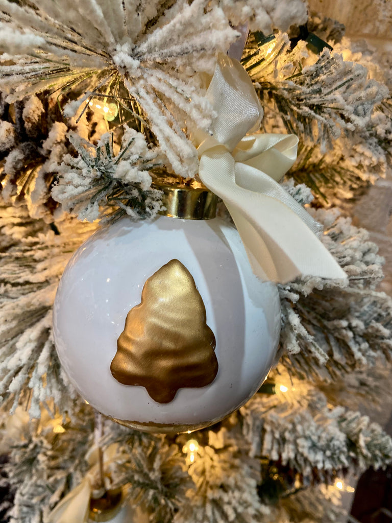 CHRISTMAS GOLD BALL ORNAMENT