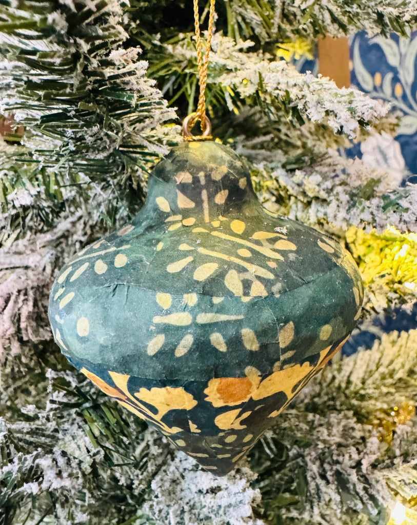HOLIDAY PAPER MACHE ORNAMENT
