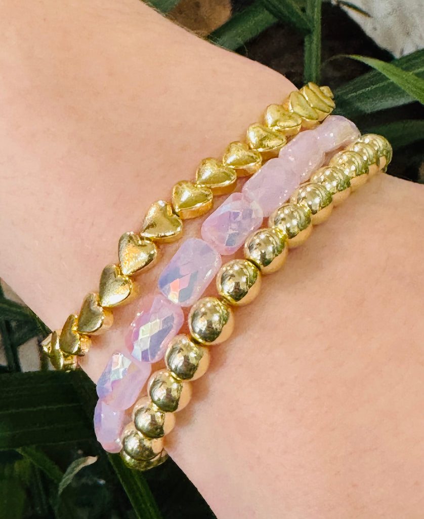 GOLD HEARTS BRACELET