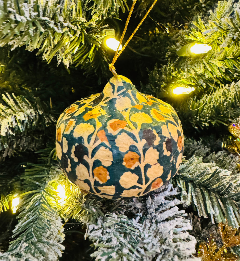 HOLIDAY PAPER MACHE ORNAMENT