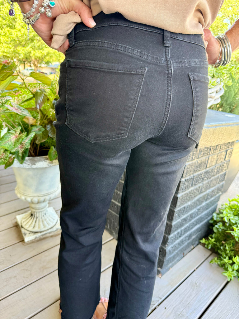 KELSEY BLACK DENIM