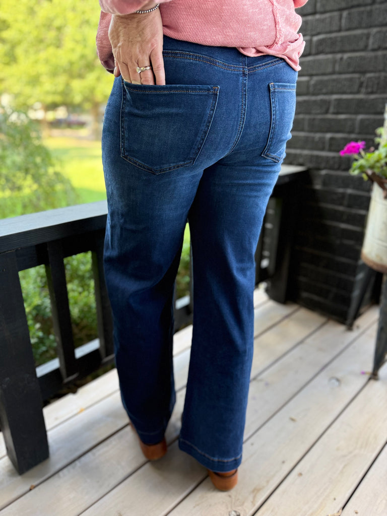 MEG CONTENTMENT JEANS