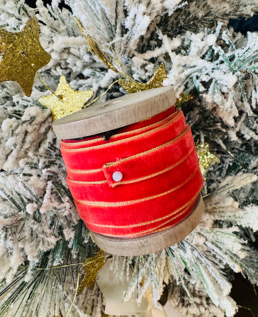 VELVET RIBBON ON SPOOL
