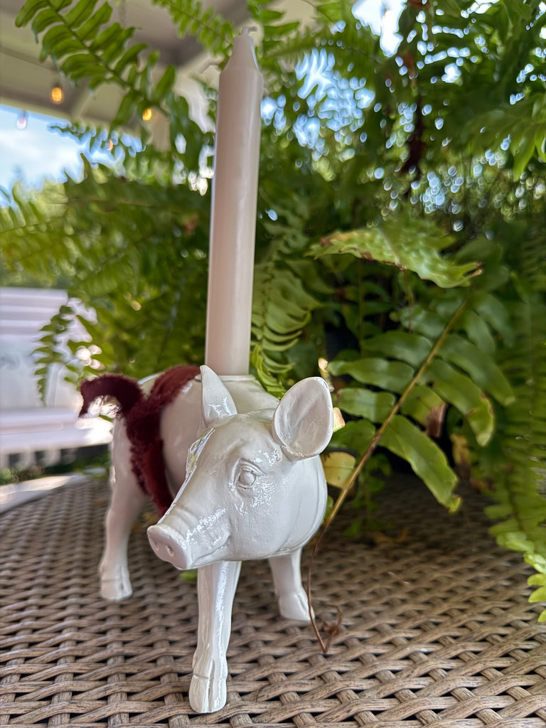 COUNTRY CHARM PIG TAPER HOLDER