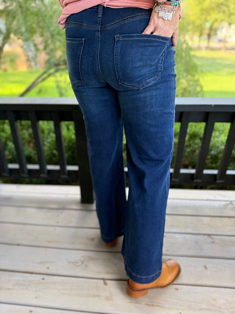 MEG CONTENTMENT JEANS