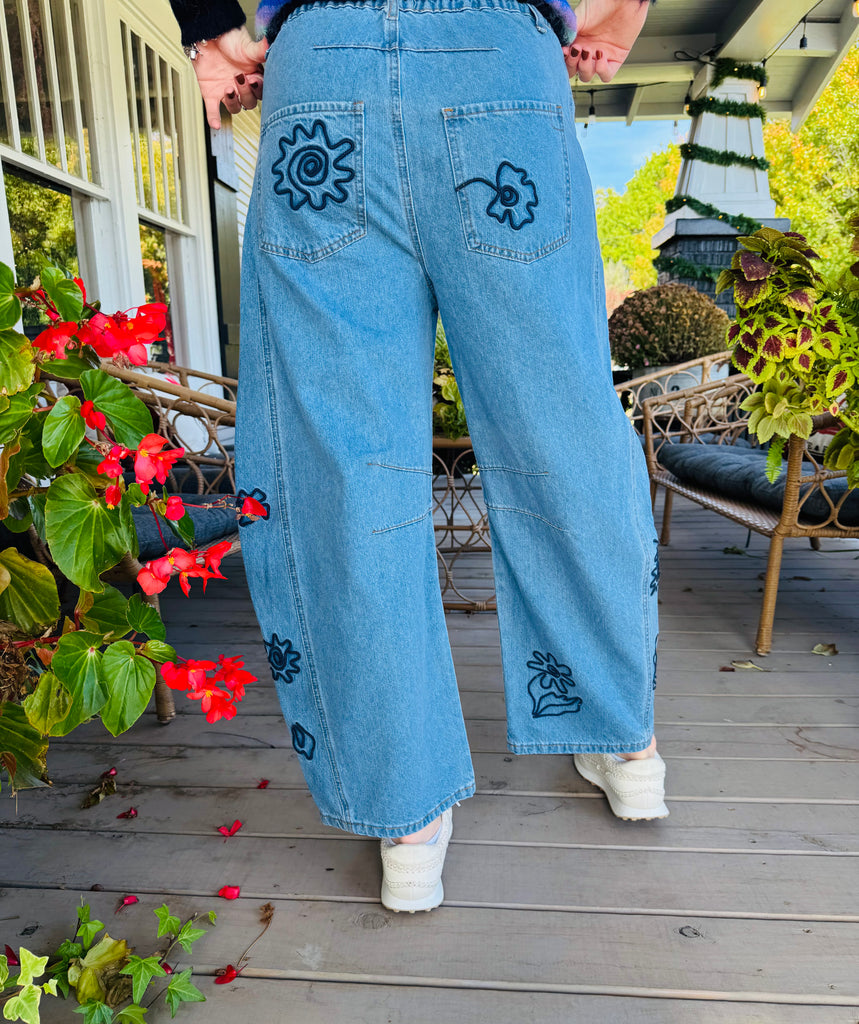 ELIZA EMBROIDERED JEANS