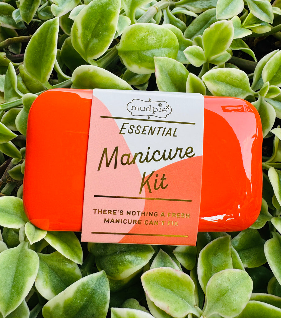 MANICURE KIT
