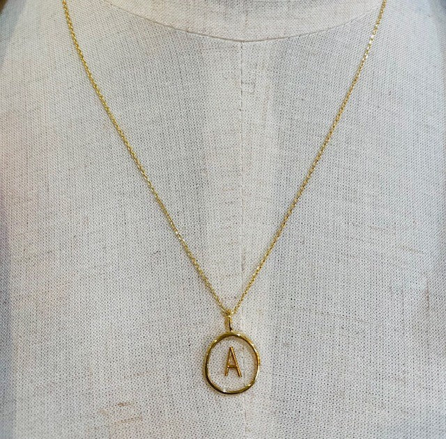 CLEAR INITIAL NECKLACE